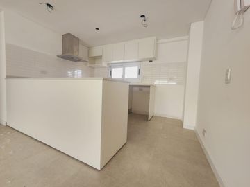 Venta Departamento 3 dorm c/Balcon.  y terraza -Ant. Argentina al 300 ,EDIFICIO ALMA BARDA , Neuquen