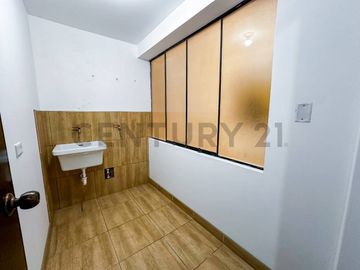 DEPARTAMENTO EN VENTA 2DO PISO 103.88 M2 - SAN MARTIN DE PORRES