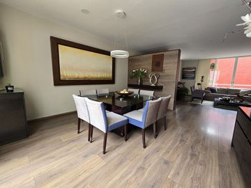 Casa en Venta en Las Aguilas en privada