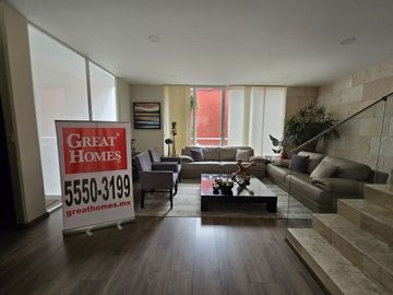 Casa en Venta en Las Aguilas en privada