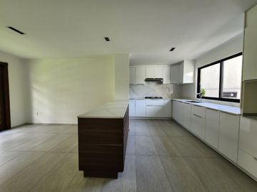 Casa en Venta en condominio en Pedregal de San Francisco