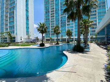 Penthouse en Venta en Juriquilla Tower, Piso 27, Exclusividad en las Alturas