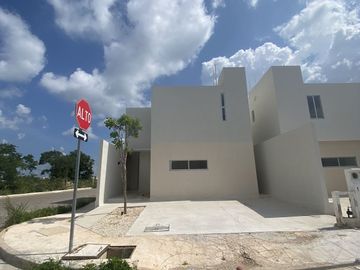 Casa Nueva en venta en Gran San Pedro Cholul, zona norte de Mérida