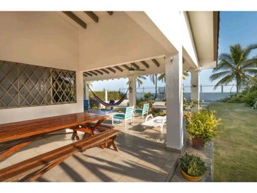 VENTA CASA FRENTE AL MAR EN PLAYA BLANCA, ÚNICA OPORTUNIDAD