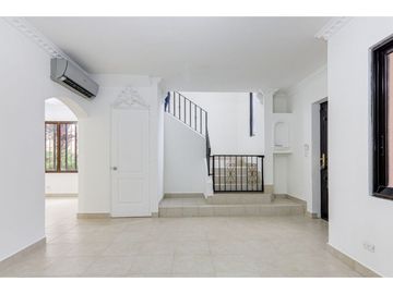 VENTA Y ALQUILER CASA  CON LINEA BLANCA EN RESIDENCIAL CV