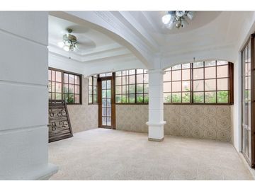 VENTA Y ALQUILER CASA  CON LINEA BLANCA EN RESIDENCIAL CV