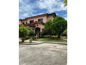 VENTA Y ALQUILER CASA  CON LINEA BLANCA EN RESIDENCIAL CV