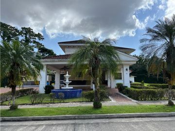 VENTA CASA EN ANCÓN RESIDENCIAL CAMINO DE CRUCES EL DORADO KAF