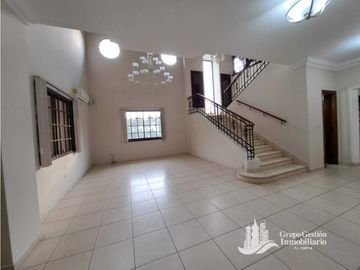 VENTA CASA EN ANCÓN RESIDENCIAL CAMINO DE CRUCES EL DORADO KAF