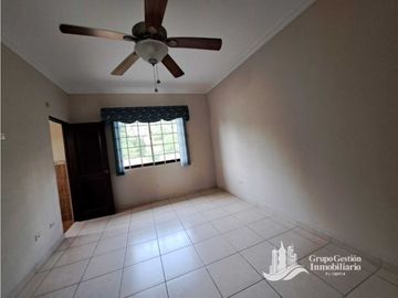 VENTA CASA EN ANCÓN RESIDENCIAL CAMINO DE CRUCES EL DORADO KAF