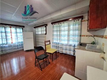 VENDO CASA EN AREA COMERCIAL VOLCAN