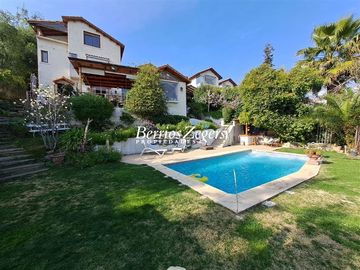 Casa en Venta en Colina del Mirador