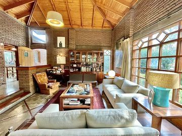 Casa en Venta en Av. Del Parque / El Almendro