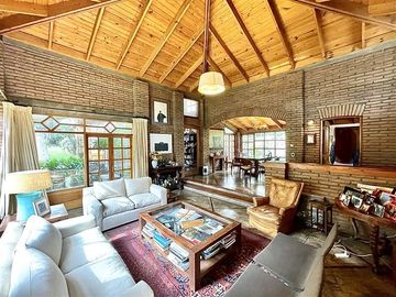 Casa en Venta en Av. Del Parque / El Almendro