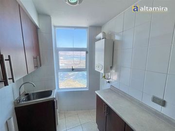 Departamento en Venta en Edificio Punta Cavancha piso 3 TS