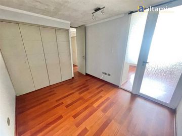 Departamento en Venta en Edificio Punta Cavancha piso 3 TS
