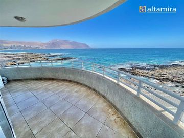 Departamento en Venta en Edificio Punta Cavancha piso 3 TS