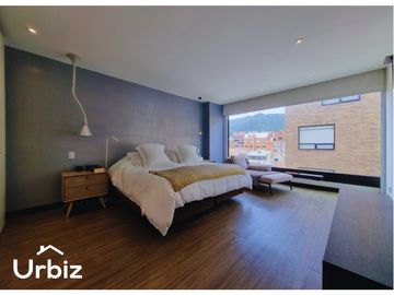 Se vende Apartamento de Lujo en Santa Paula, 317m, 5 Parqueaderos