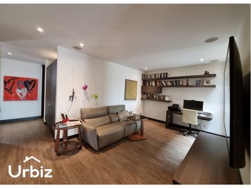 Se vende Apartamento de Lujo en Santa Paula, 317m, 5 Parqueaderos