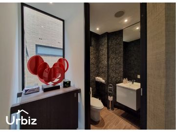 Se vende Apartamento de Lujo en Santa Paula, 317m, 5 Parqueaderos