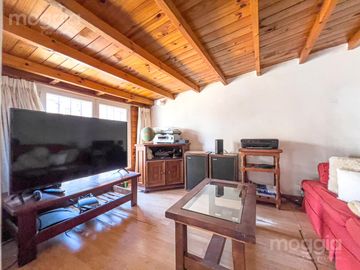 Casa en Venta en El Bajo de San Isidro, Lasalle Al Río con 5 Dormitorios
