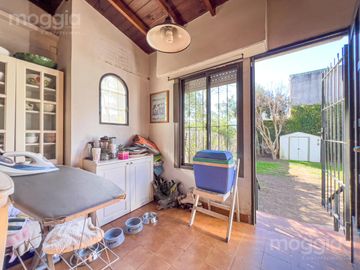 Casa en Venta en El Bajo de San Isidro, Lasalle Al Río con 5 Dormitorios