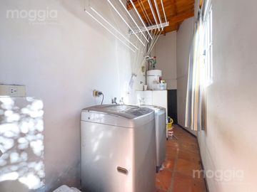 Casa en Venta en El Bajo de San Isidro, Lasalle Al Río con 5 Dormitorios