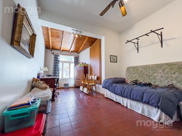 Casa en Venta en El Bajo de San Isidro, Lasalle Al Río con 5 Dormitorios