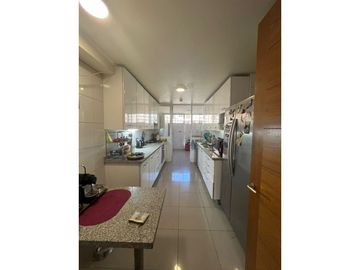 UF 14.200 Espectacular! Dpto en venta 3D+3B+Servicio./ Gotemburgo, Las Condes.