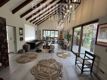 Casa en Venta en Chicureo / Piedra Roja