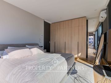 GRAN OPORTUNIDAD Exclusivo departamento El Golf a una cuadra de la Plaza Perú