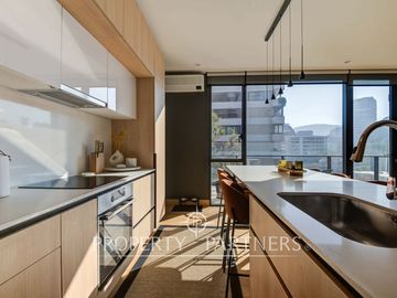 GRAN OPORTUNIDAD Exclusivo departamento El Golf a una cuadra de la Plaza Perú