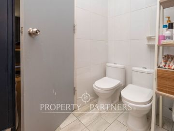 Amplia y hermosa propiedad con gran potencial comercial.