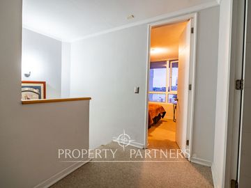 Excelente  Duplex en Primera Línea