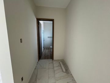 CASA EN VENTA UBICADA EN COLONIA AMPLIACION UNIDAD NACIONAL,CONJUNTO DE 5 CASAS