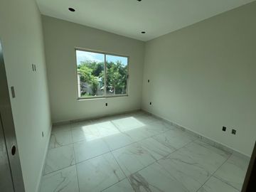 CASA EN VENTA UBICADA EN COLONIA AMPLIACION UNIDAD NACIONAL,CONJUNTO DE 5 CASAS