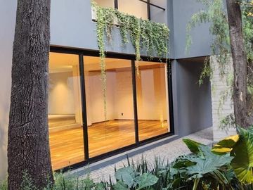 Vibrante Casa en venta en Jardines del  Pedregal
