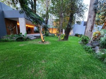 Vibrante Casa en venta en Jardines del  Pedregal