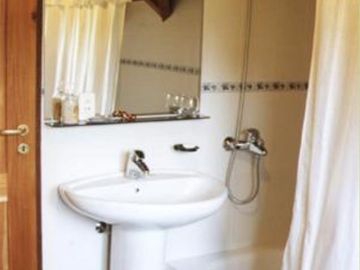 VENTA CASA HOSTERIA EN LAGO LOLOG - SAN MARTIN DE LOS ANDES