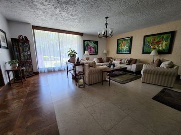 Bonita Casa en venta en Jardines del Pedregal