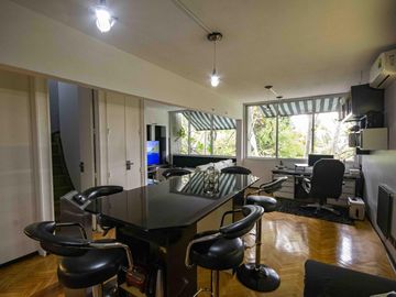 Departamento de 3 ambientes en dúplex en venta, en Vicente López.