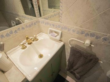 Departamento de 3 ambientes en dúplex en venta, en Vicente López.