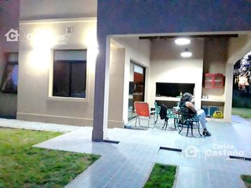 Importante Casa 4 Amb en 1 Planta en Tandil