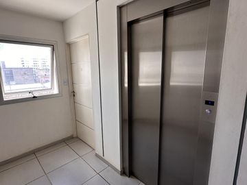 Venta Departamento 2 dormitorios 2 baños - Alto Alberdi, Córdoba