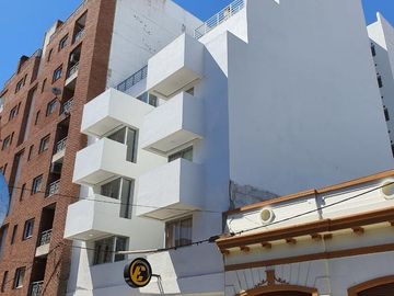 Venta Departamento 2 dormitorios 2 baños - Alto Alberdi, Córdoba