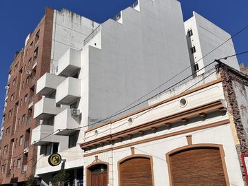 Venta Departamento 2 dormitorios 2 baños - Alto Alberdi, Córdoba