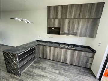Casa En Venta De 1 Nivel En Parque Aguascalientes Lomas De Angelopolis