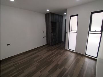 Casa En Venta De 1 Nivel En Parque Aguascalientes Lomas De Angelopolis