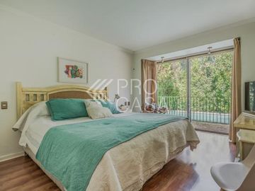 El Huinganal - Pie Andino/El Peumo - Lo Barnechea - Casa - Venta