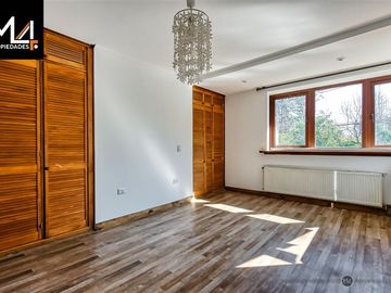 Casa en Venta en Helsby / Padre Hurtado